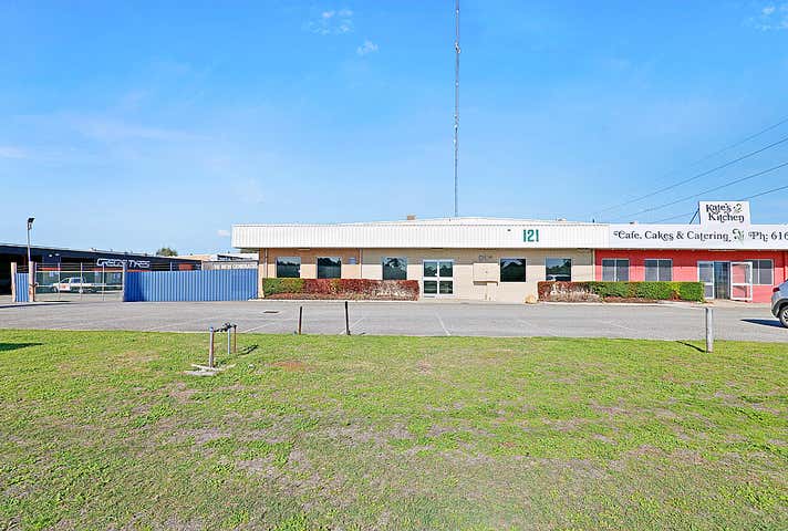 Unit 1, 121 Vulcan Road Canning Vale WA 6155 - Image 2