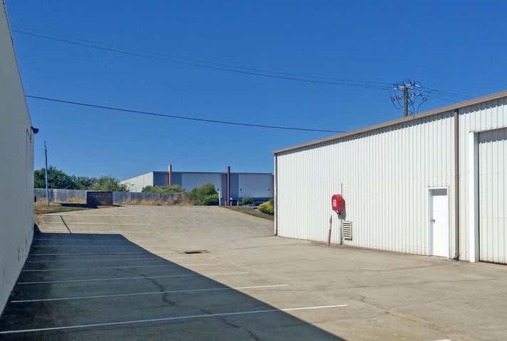 Unit 1, 25 Berriman Drive Wangara WA 6065 - Image 9