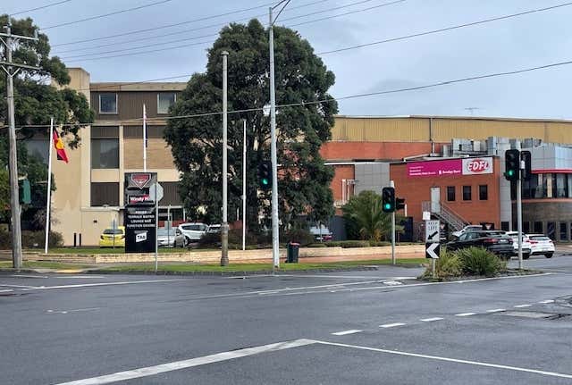 143 Napier Street Essendon VIC 3040 - Image 3