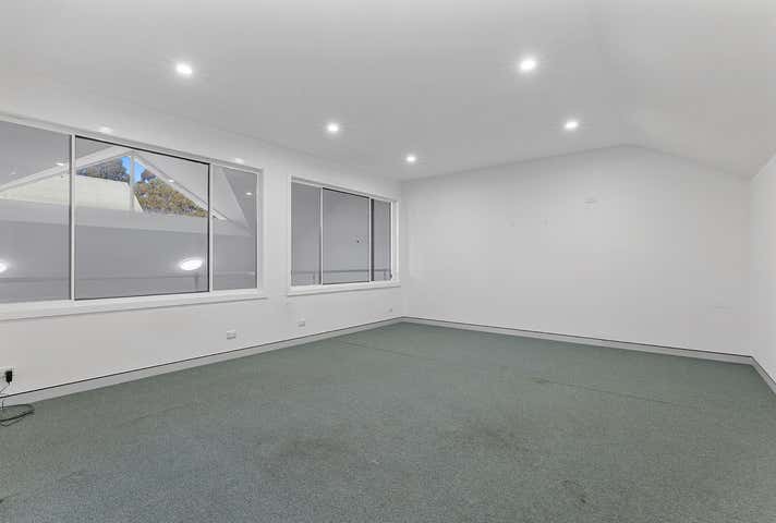 8/27 Bank Street Meadowbank NSW 2114 - Image 4