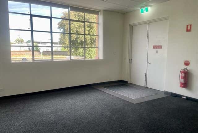 134 Hall Street Spotswood VIC 3015 - Image 7