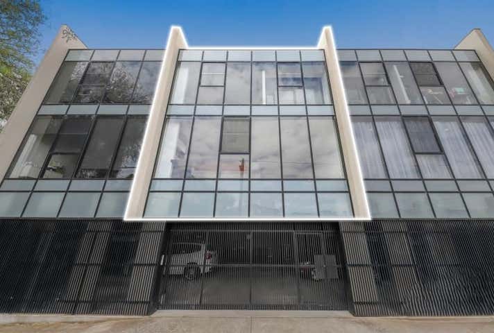 2/2 Stuart Street Balaclava VIC 3183 - Image 1