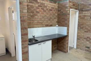 4/3 Canham Way Greenwood WA 6024 - Image 5