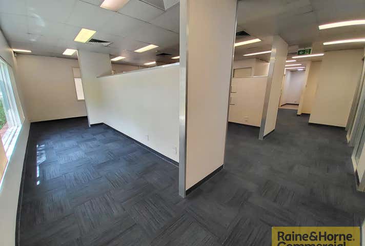 1-2, 562 Samford Road Mitchelton QLD 4053 - Image 2
