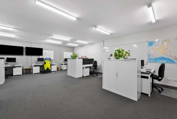 13 Tarkin Court Bell Park VIC 3215 - Image 2