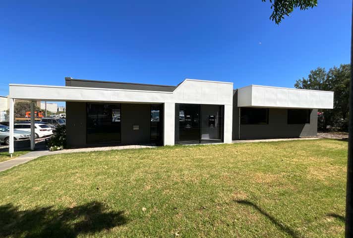 1/144 Cochranes Road Moorabbin VIC 3189 - Image 1