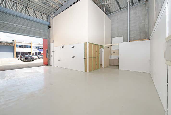 9/349-351 Macdonnell Road Clontarf QLD 4019 - Image 2