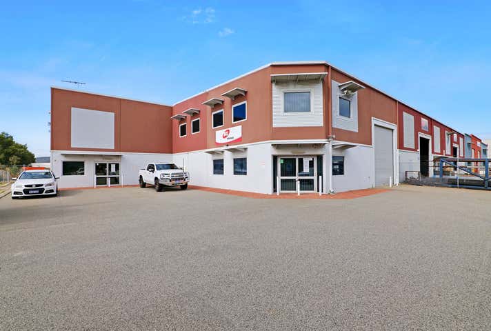 Unit 2, 2 Baltic Court Maddington WA 6109 - Image 1