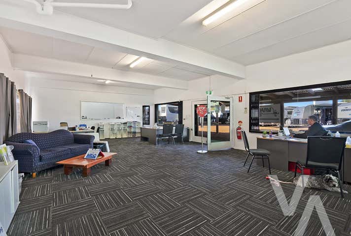 Yard 1/386-390 Pacific Highway Belmont North NSW 2280 - Image 2