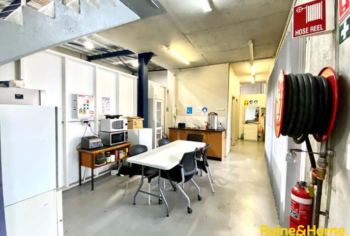 Unit 1, 20-21 Lambridge Place Penrith NSW 2750 - Image 6