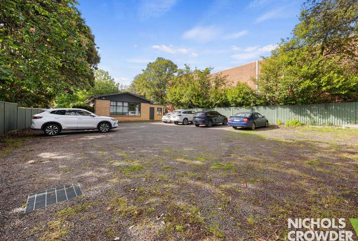 5 Moores Road Monbulk VIC 3793 - Image 10