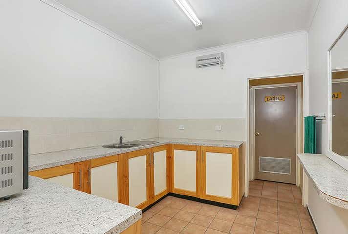 8 Roseneath Street North Geelong VIC 3215 - Image 7