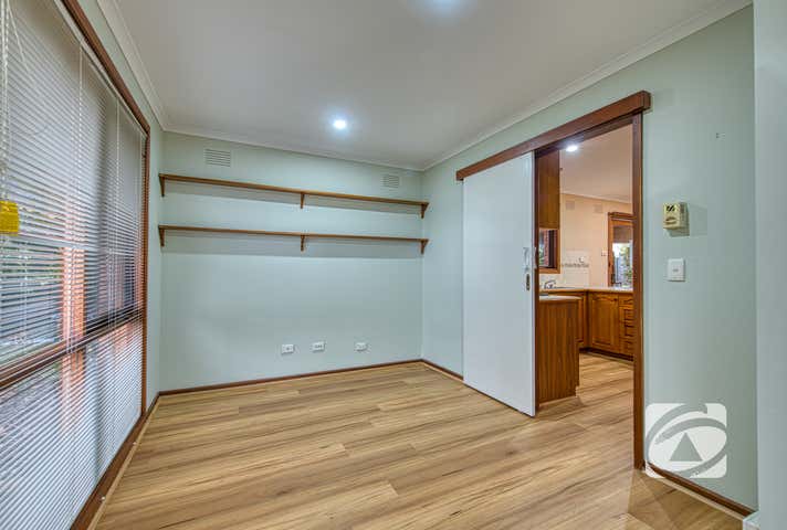 22 Main Street Pakenham VIC 3810 - Image 3