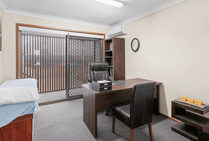 122 Ashmore Road Benowa QLD 4217 - Image 9