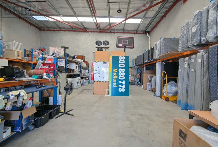 1/11 Simper Road Yangebup WA 6164 - Image 10