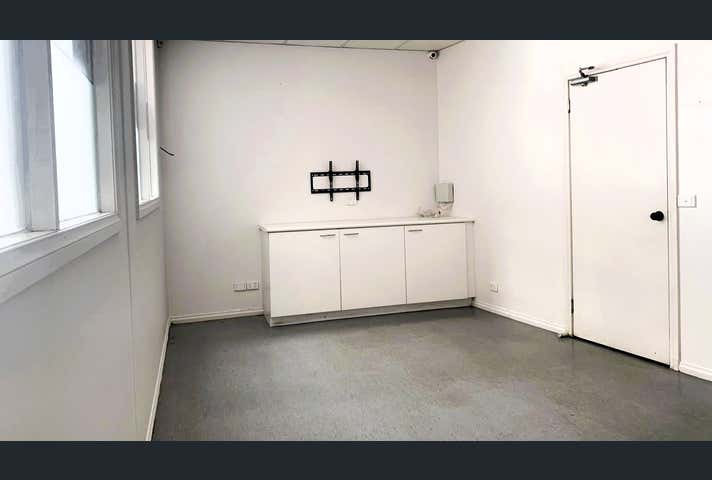 2/56 Barrie Road Tullamarine VIC 3043 - Image 9