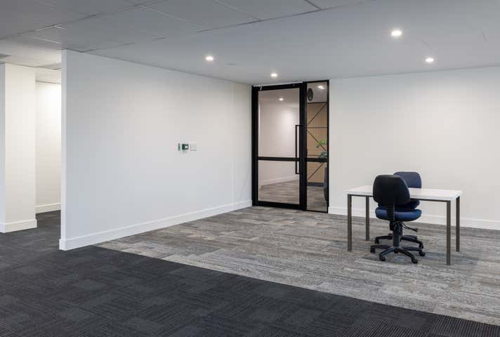 60 High Street Southport QLD 4215 - Image 14