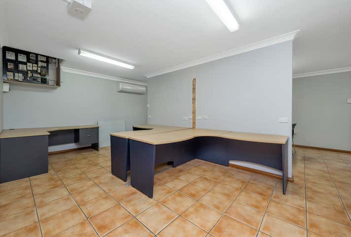 25 Whitehouse Street Garbutt QLD 4814 - Image 8