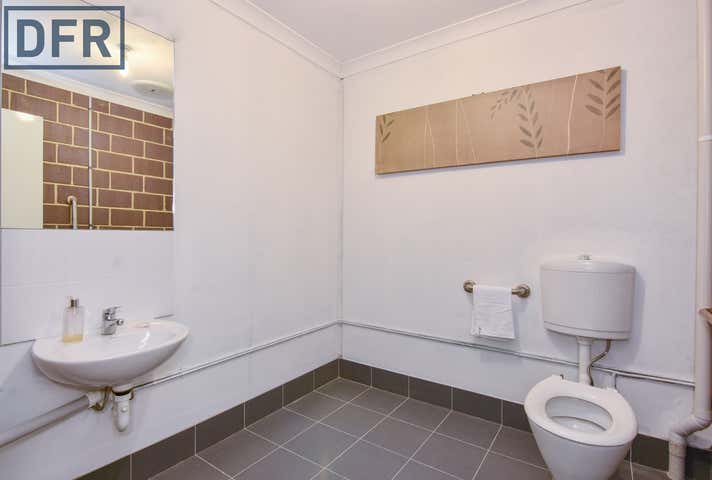 5/10 Hammond Road Cockburn Central WA 6164 - Image 16