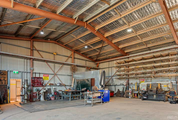 236A Port Drive Minyirr WA 6725 - Image 12