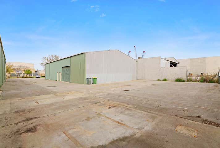 5-7 Valencia Way Maddington WA 6109 - Image 18