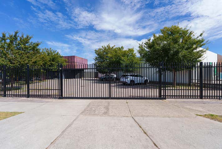 241 Beechboro Road North Embleton WA 6062 - Image 8