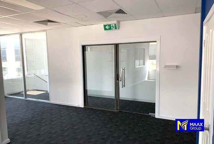 42/22-30 Wallace Ave Point Cook VIC 3030 - Image 2