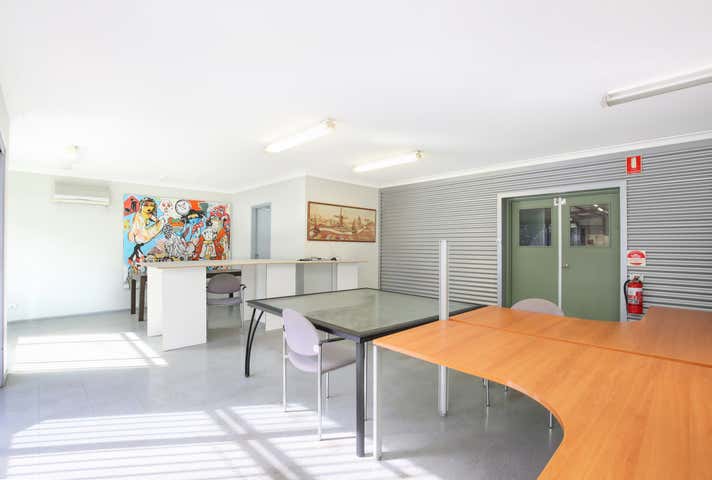 13 Doyle Avenue Unanderra NSW 2526 - Image 6