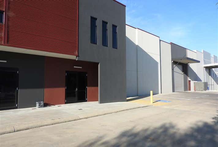 2/17 Sphinx Way Bibra Lake WA 6163 - Image 8