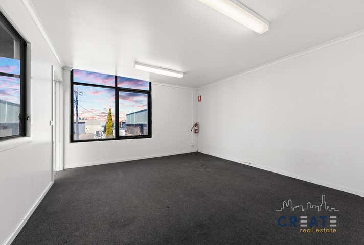 9 Douglas Street Sunshine North VIC 3020 - Image 8