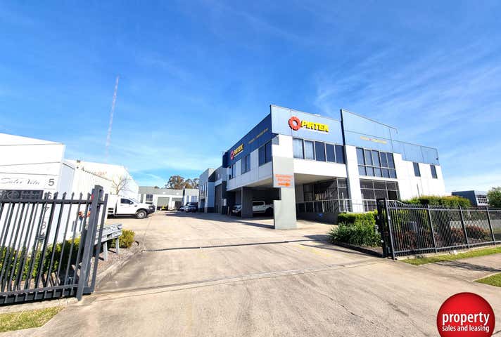 5/7 Enterprise Circuit Prestons NSW 2170 - Image 1