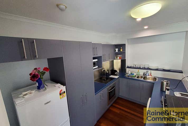 2/255 Gympie Road Kedron QLD 4031 - Image 6