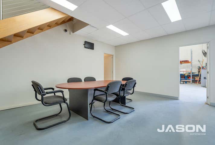 4/15 Lindon Court Tullamarine VIC 3043 - Image 6