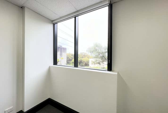 1.06/10 Tilley Lane Frenchs Forest NSW 2086 - Image 10