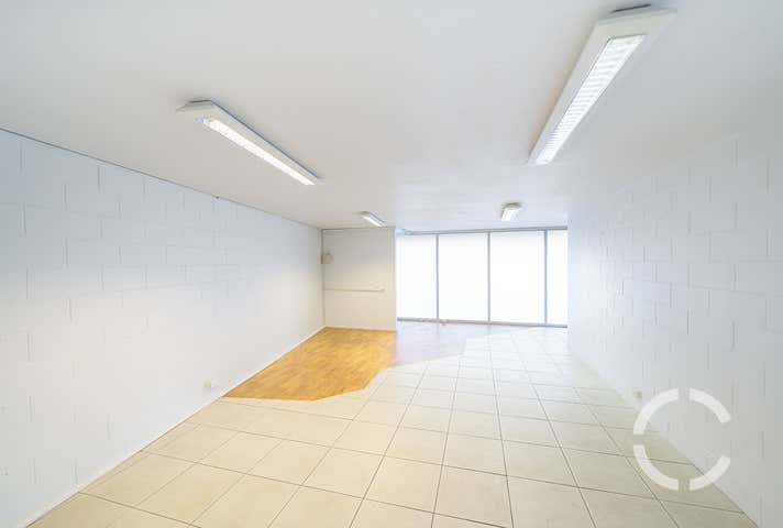 2/88 Logan Road Woolloongabba QLD 4102 - Image 6