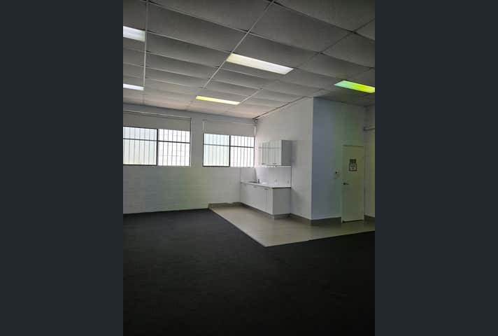 13 Upton Street, Bundall, Ground, 13 Upton Street Bundall QLD 4217 - Image 7