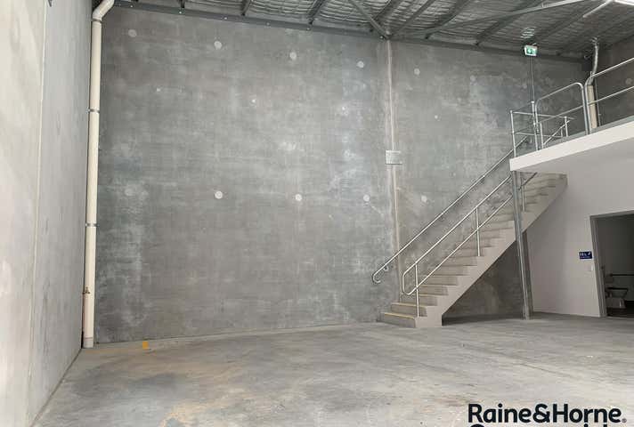 7/4 Focal Way Bayswater WA 6053 - Image 17