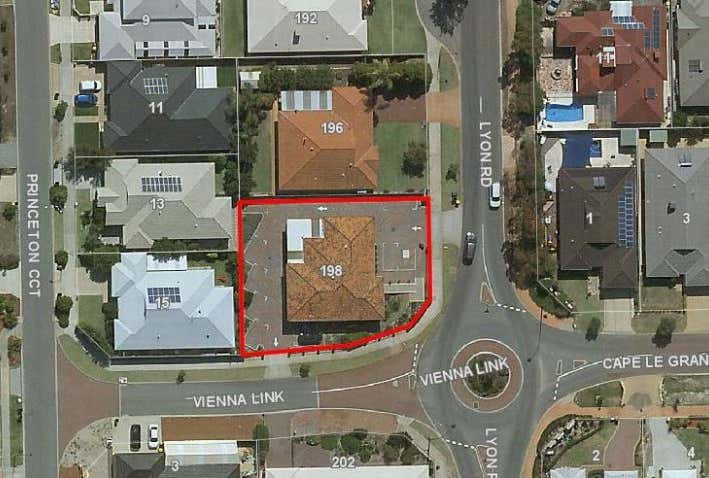 198 Lyon Road Aubin Grove WA 6164 - Image 21