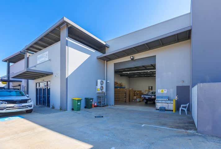 2/10 Bushland Ridge Bibra Lake WA 6163 - Image 3