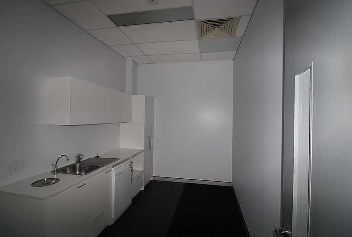 Suite 8, 228-230 Shute Harbour Road Cannonvale QLD 4802 - Image 11