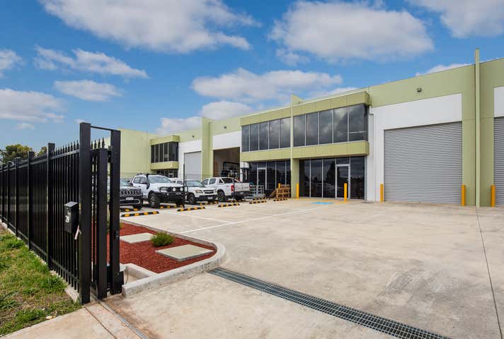 29 Ravenhall Way Ravenhall VIC 3023 - Image 3