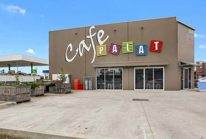 Unit 1/ 6-10 Apparel Close Breakwater VIC 3219 - Image 4