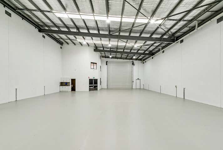 5 Watervale Drive Green Fields SA 5107 - Image 4