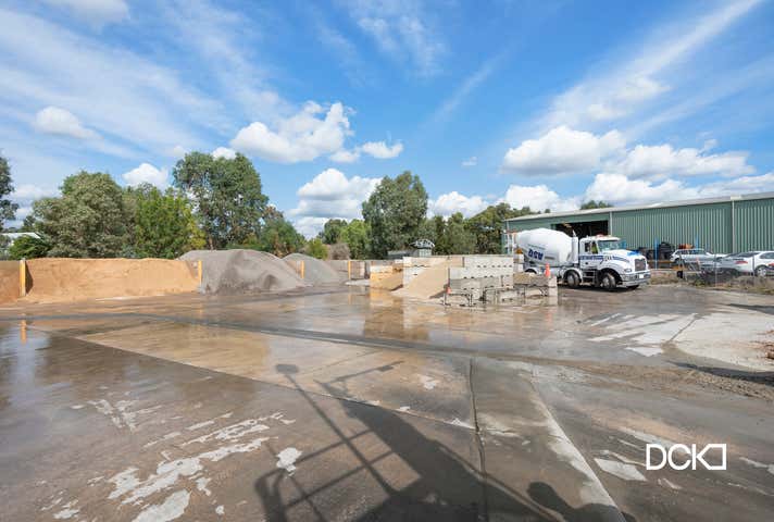 2-6 Festini Way Long Gully VIC 3550 - Image 6