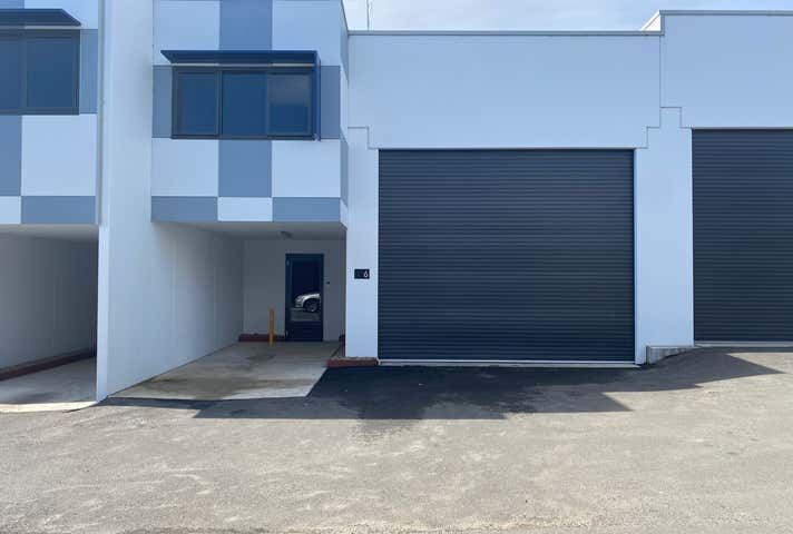 6/7 Waynote Place Unanderra NSW 2526 - Image 1