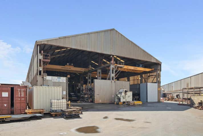 2 Thorpe Way Kwinana Beach WA 6167 - Image 6