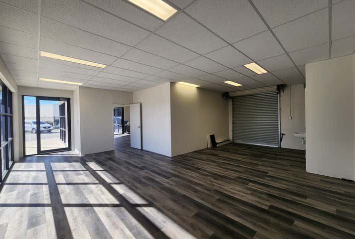 13/6 Production Road Canning Vale WA 6155 - Image 6