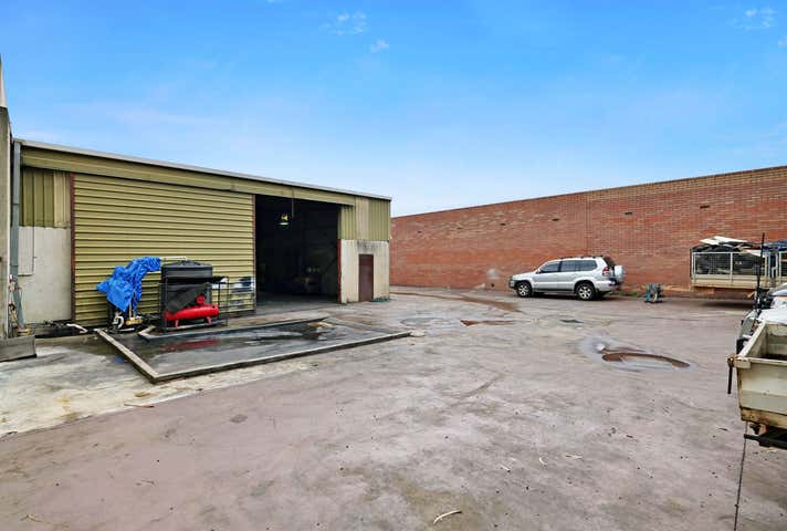 7 Sevenoaks Street Bentley WA 6102 - Image 10