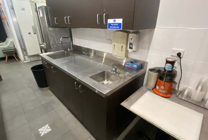 2/27 Shields Street Cairns City QLD 4870 - Image 4