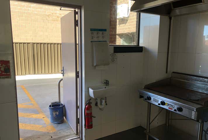 2/153 Canna Drive Canning Vale WA 6155 - Image 8